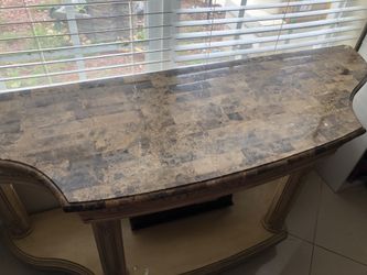 Entry Way Table