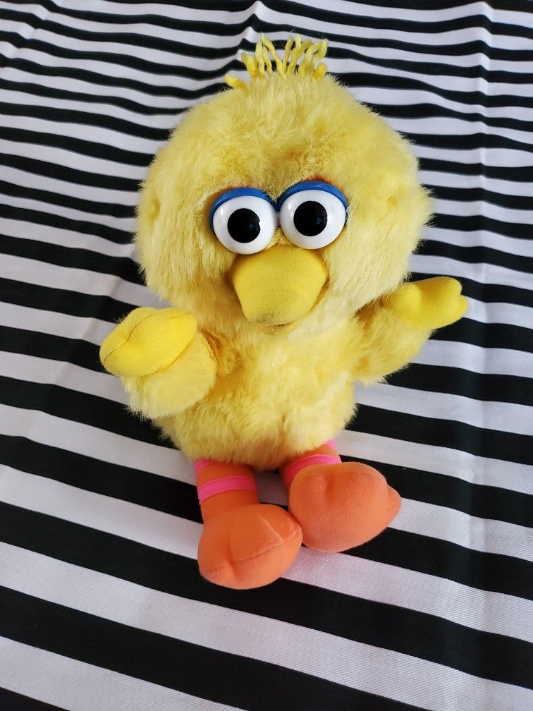 Baby big hotsell bird stuffed animal