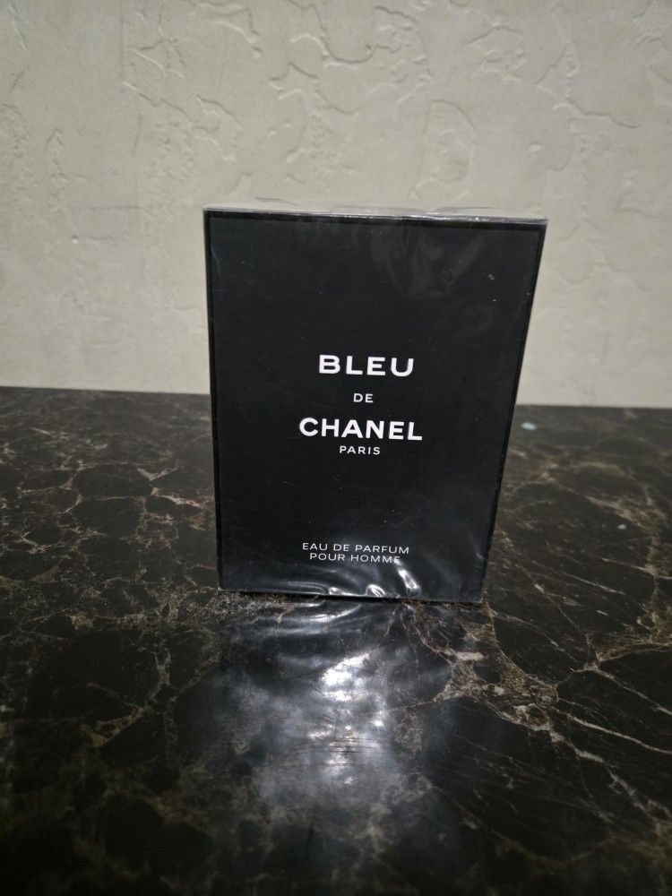 Bleu De Chanel Paris