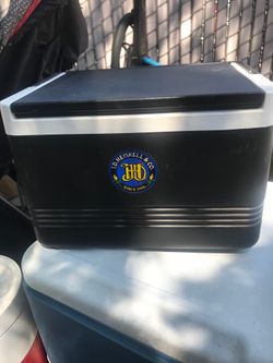 Igloo cooler
