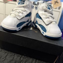 Kids Jordan’s Size 2C