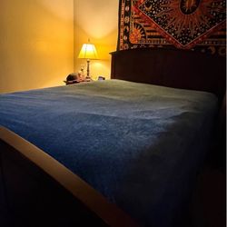 Dark Brown Queen Size Bed Set