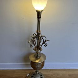 Rembrandt Masterpiece Brass Torchiere Table / Floor Lamp 40” Tall