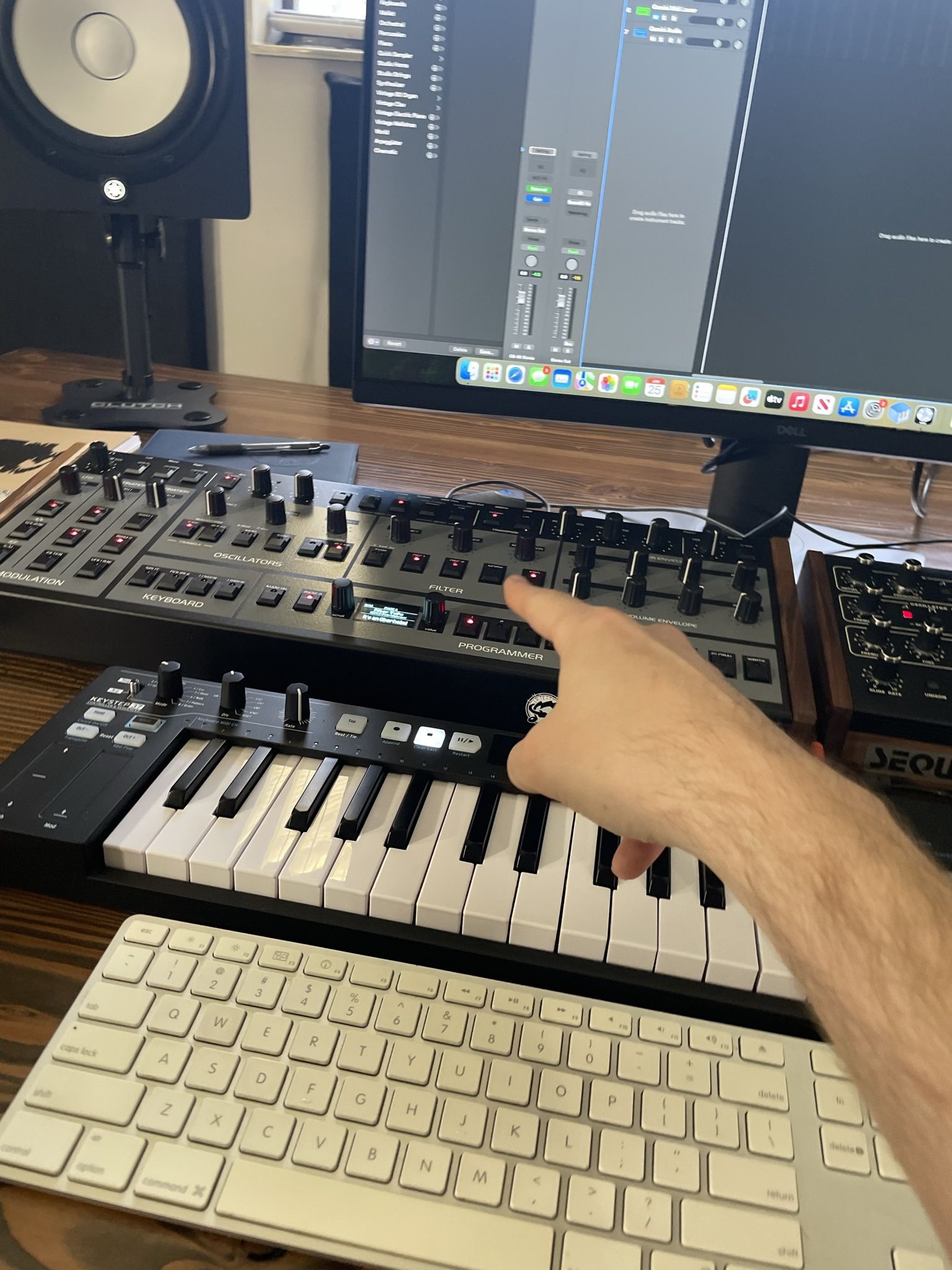 Obx8 desktop Synth. Sequential