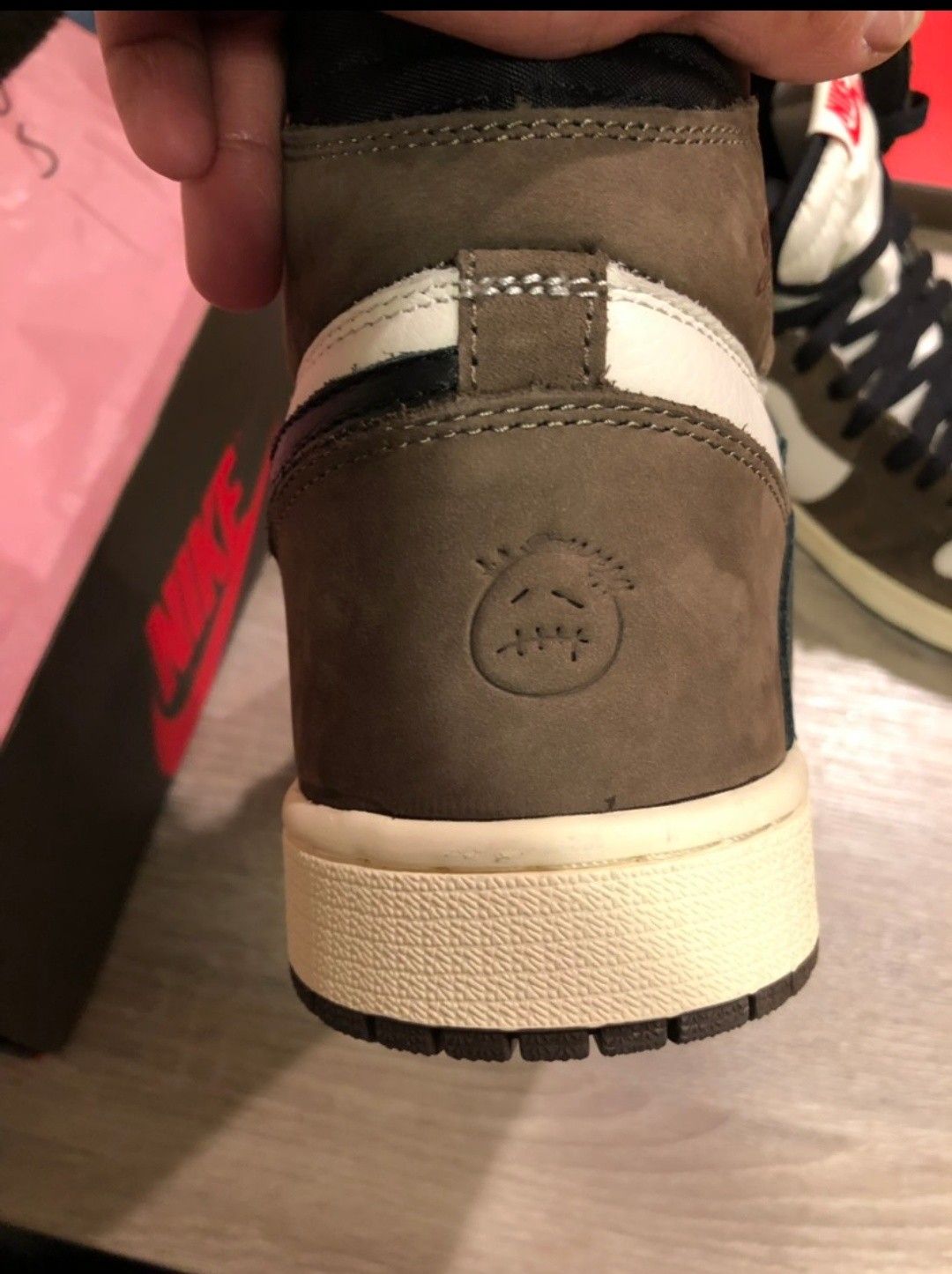 travis scott jordan 1 size 10