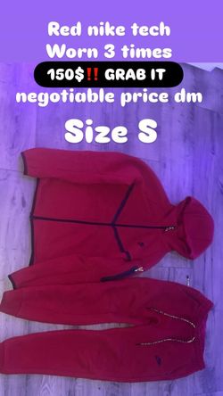 Red Nike tech Small