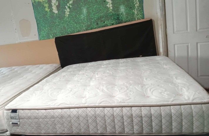 King Size Mattress (Colchón King Size)