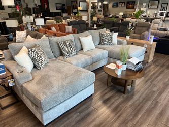 Oversized Double Chaise sectional! 152” x 70”