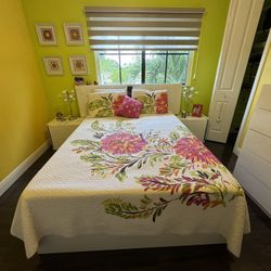 Queen Bed Frame And Nightstands 