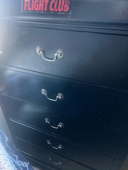 Dresser