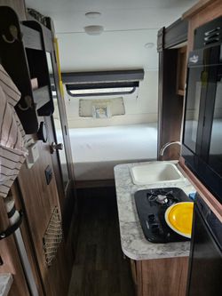 Jayco Hummingbird, 17FD camper.