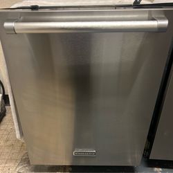 Dishwasher KitchenAid Stainless Steel