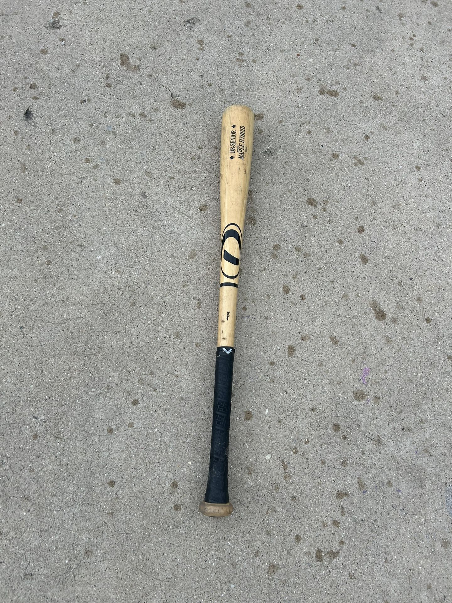 Dbats wood bat 28inch