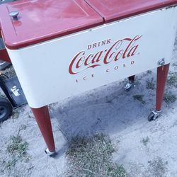 Vintage Coca Cola Ice Chest And Generator For 