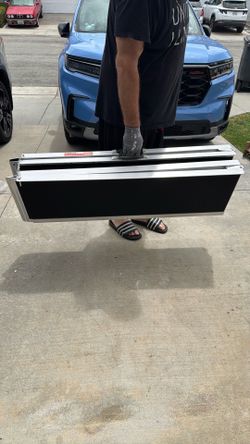 8 ft aluminum ramp -brand new