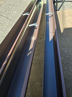 Aluminum seamless gutter