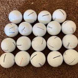 18 Mint Titleist Velocity