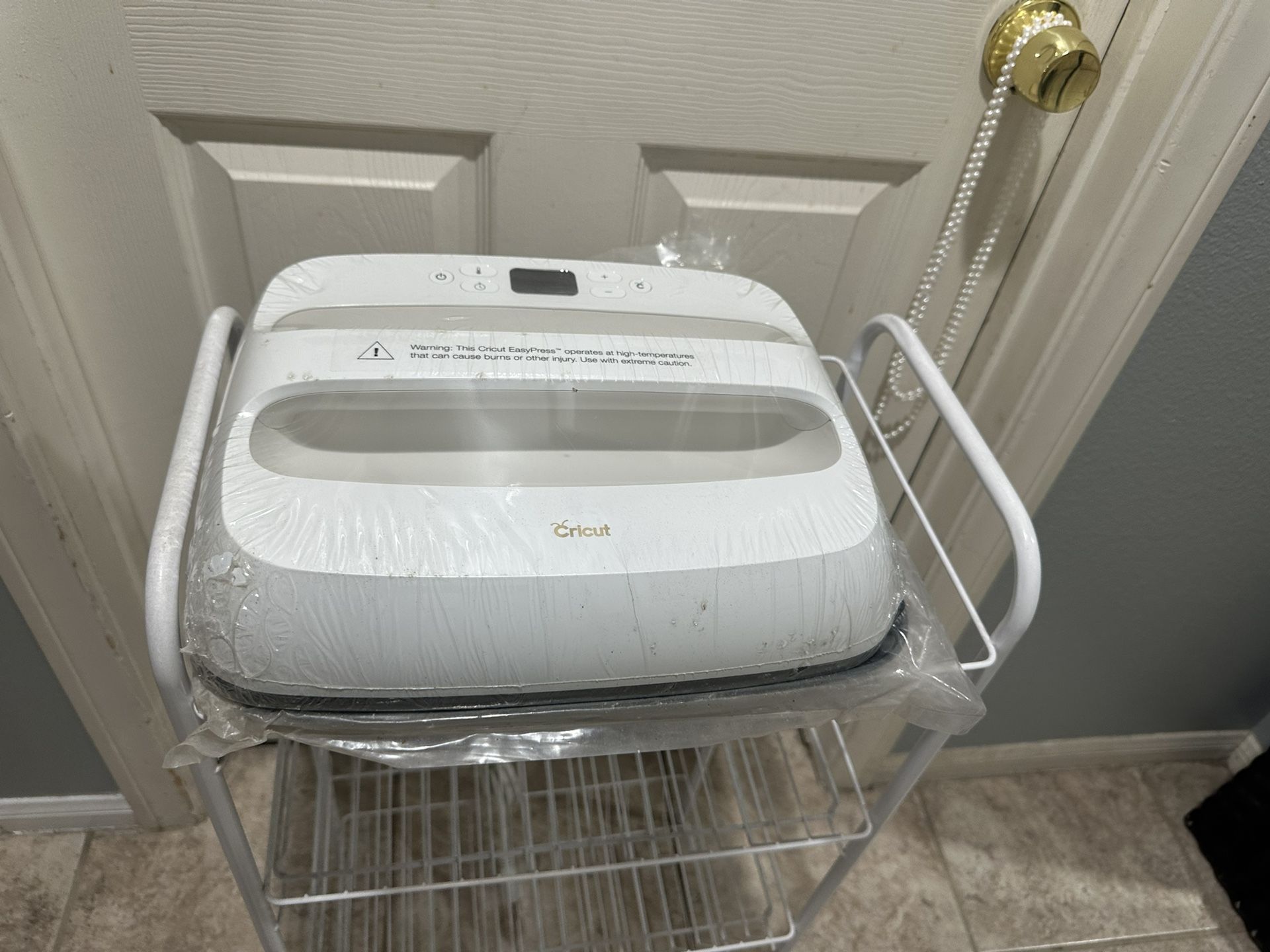 Cricut Easy press Handheld Heat Press