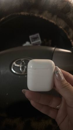 Apple AirPods Second Gen