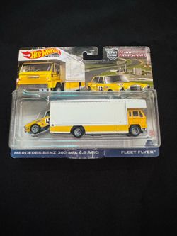 Hot Wheels Mercedes Benz & Fleet Flyer Transport