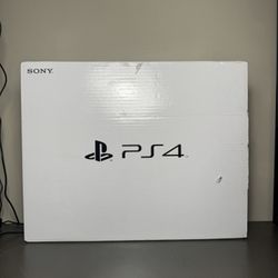 Sony PlayStation 4 Slim 1tb PS4 System W/ 5 games 2 Controllers