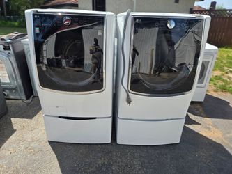 LG SIGNATURE WASHER AND DRYER SET ELECTRIC EXTRA LARGE CAPACITY WASHER 5.5CU DRYER 9.5CU  30-DAY WARRANTY