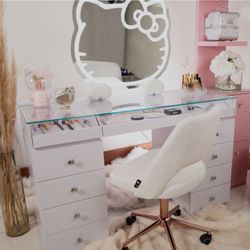 Hello Kitty Mirror W/ Desk