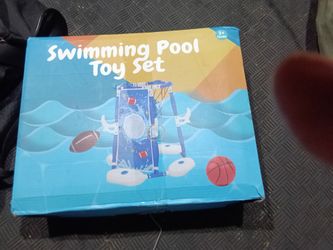 Swimming pool toy sets