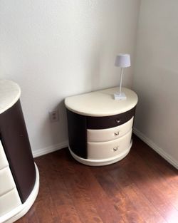 Cal king bedroom set