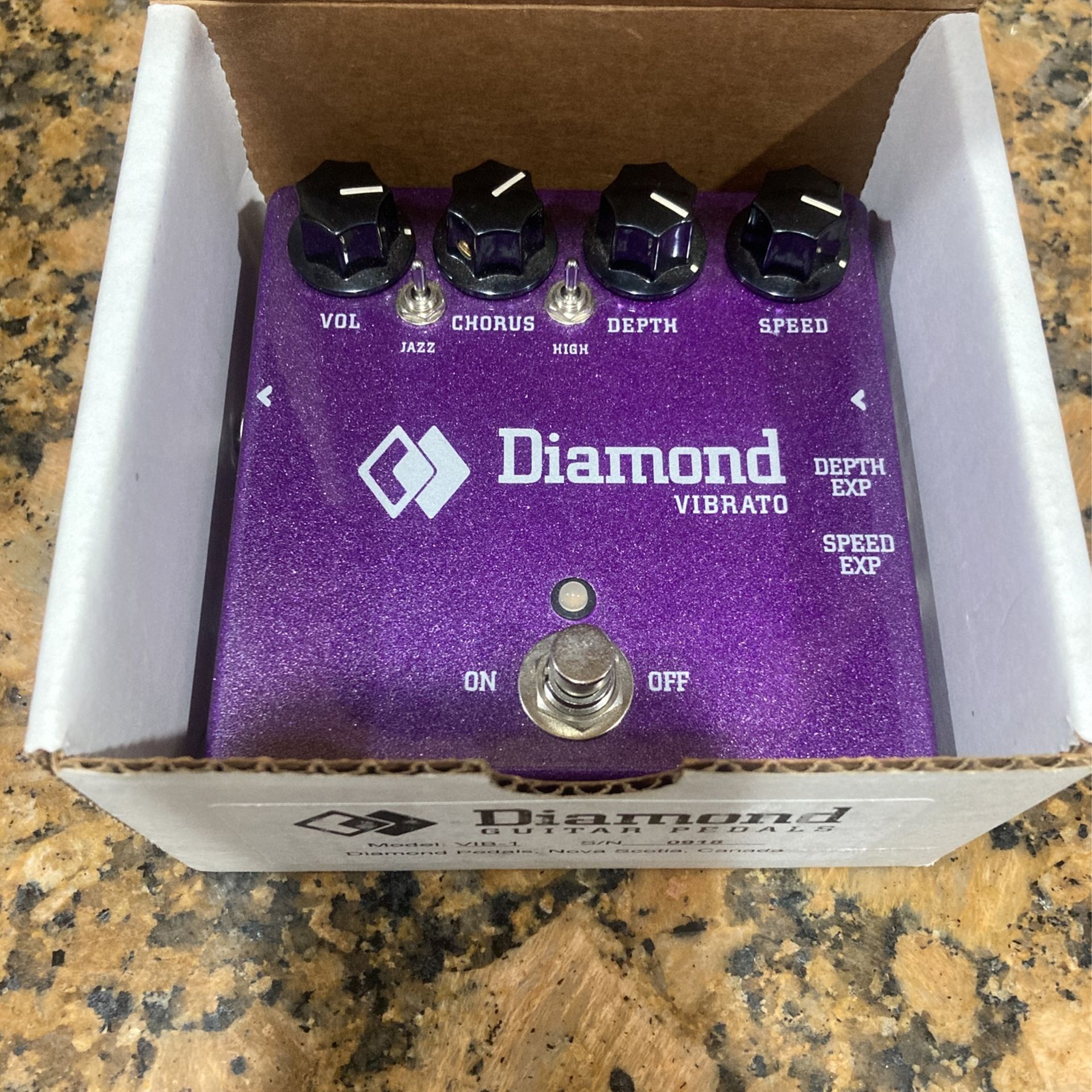 NOS Diamond Vibrato Guitar Pedal VIB-1