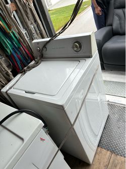 Washer and dryer set