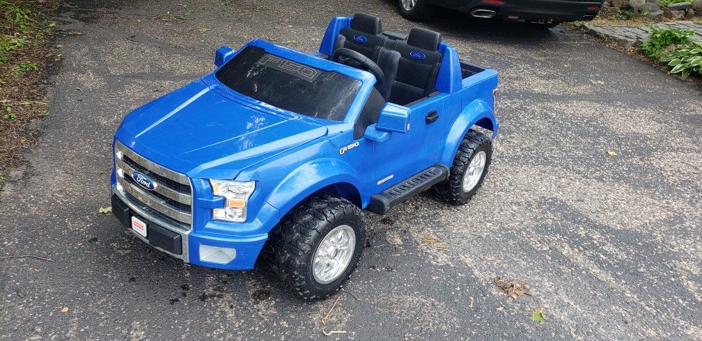 12 Volt Kids BLUE FORD F150 RIDE ON TRUCK 