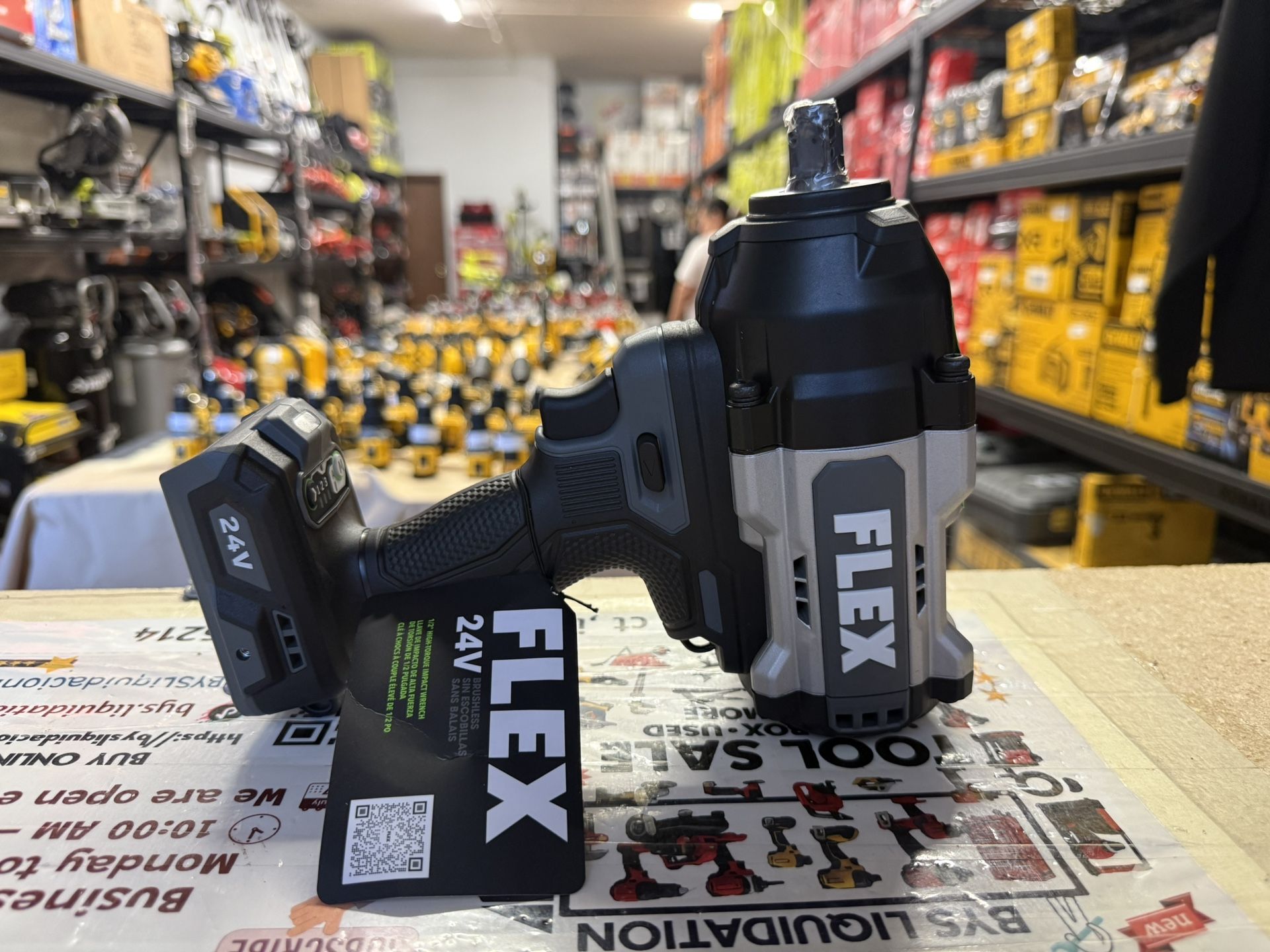 FLEX 24V Brushless Cordless 1/2″ High-Torque Impact Wrench (Tool-Only)