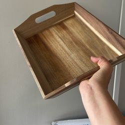 Tray 