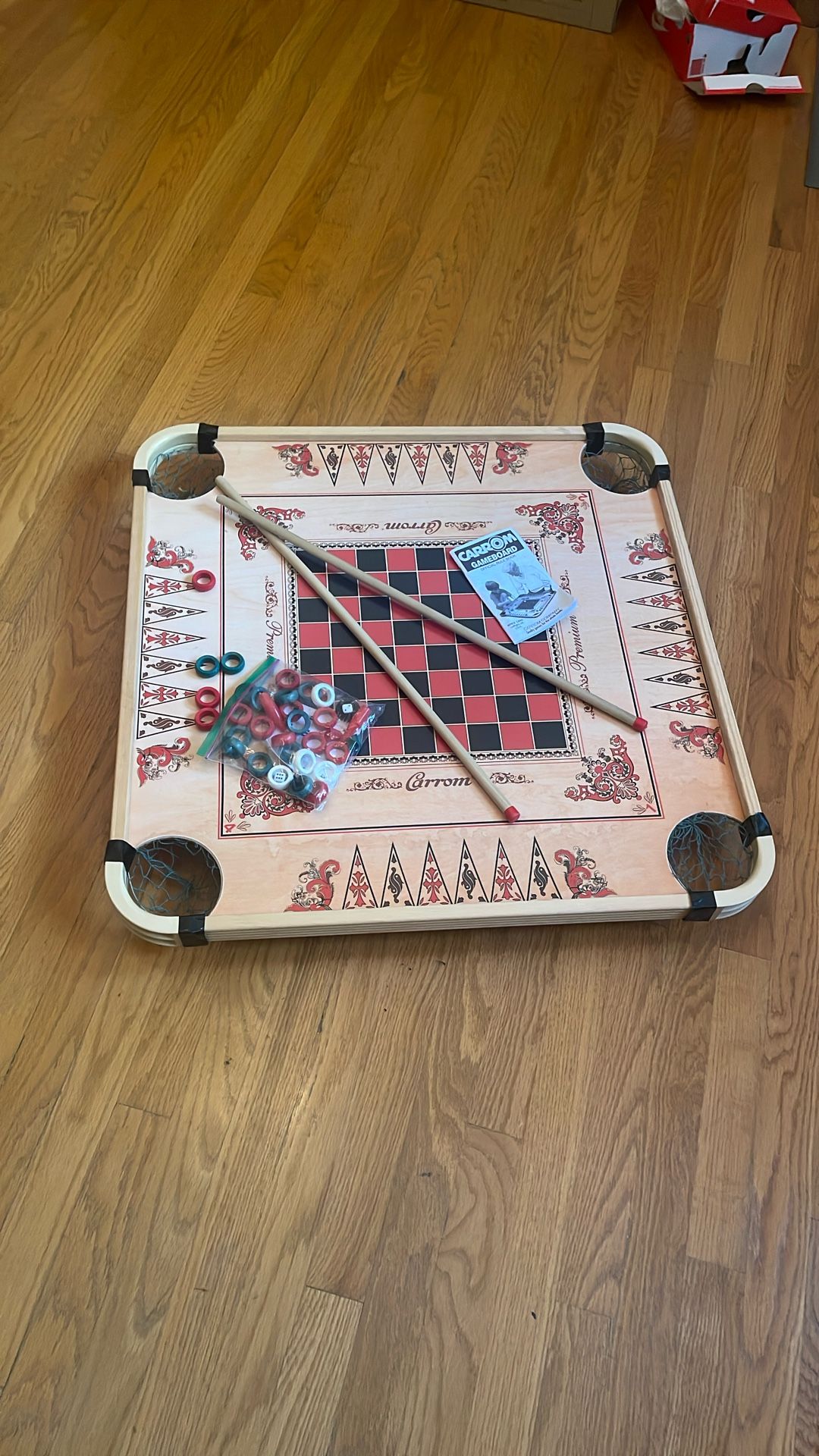 CARROM gameboard (everything Included)