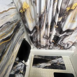 Black Gold Bathroom Set