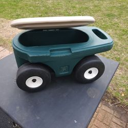 Yard Garden stool On Wheels