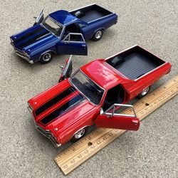 New Metal Diecast Cars Scale 1:24 (Valencia) $20 Each One