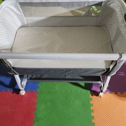 Bassinet 