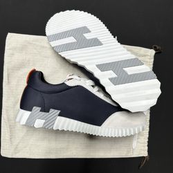 HERMES Bouncing Sneakers 