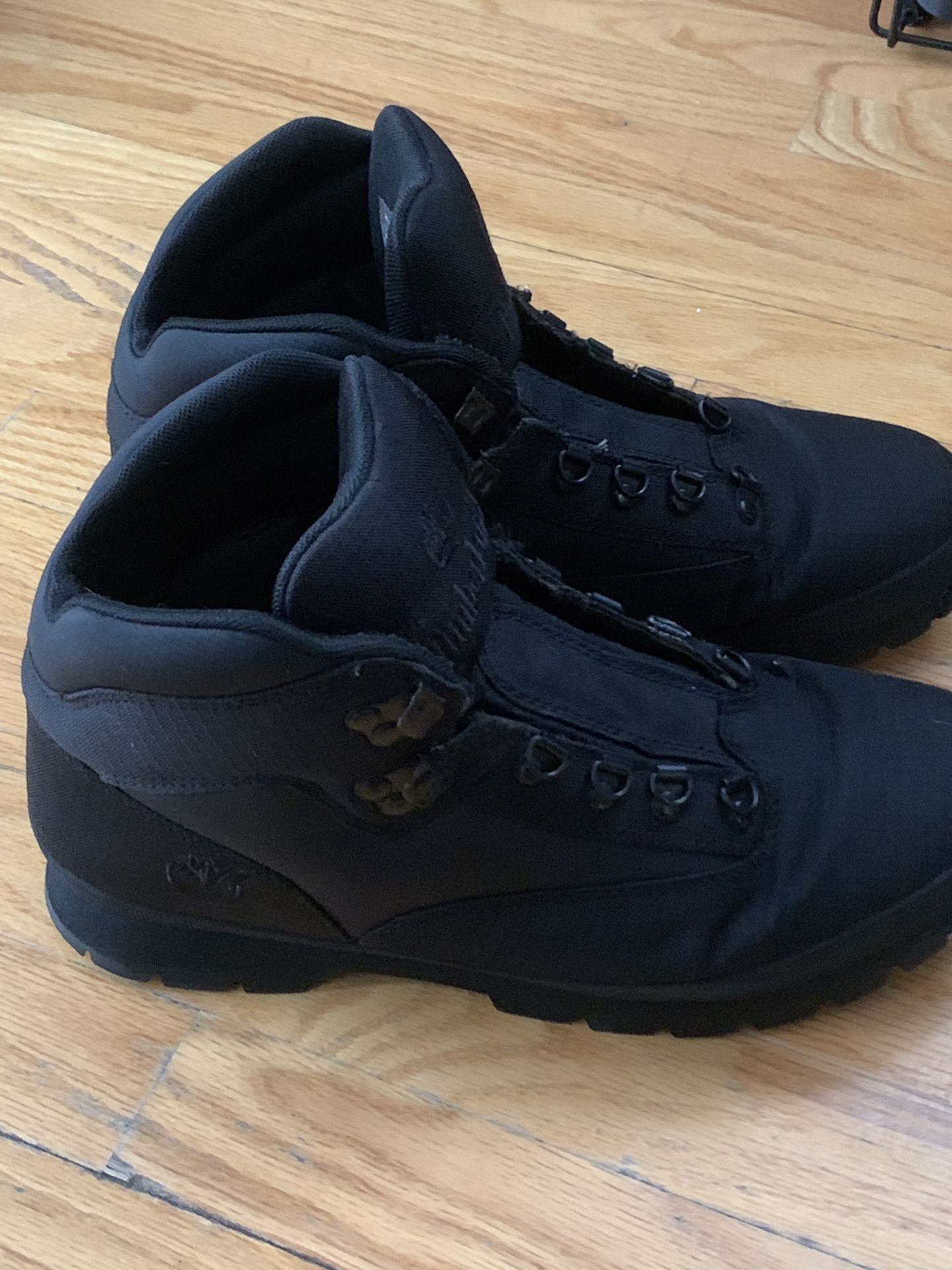 Timberland All Black Canvas Material