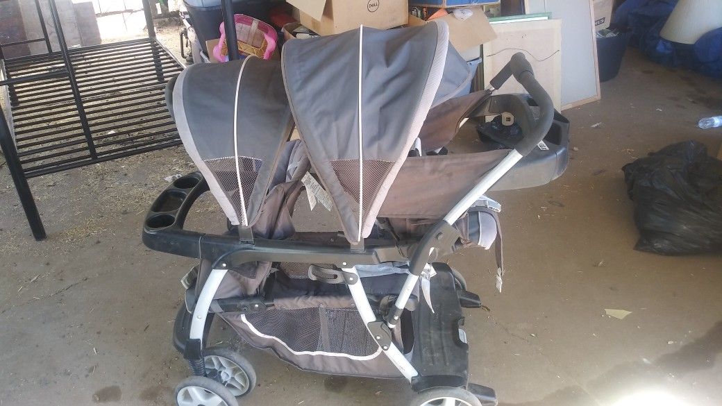 Graco ready2grow double stroller