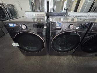 Brand New LG Front Load Washer & Gas Dryer Set Black Steel — Selling ASAP | 50% OFF