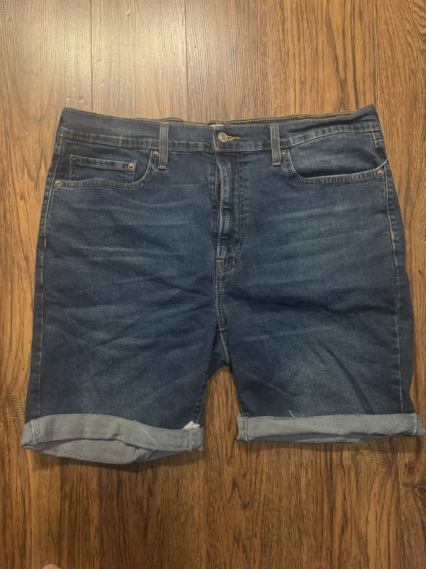 Denizen From Levi's Men's Denim Slim Fit Jean Shorts Size 38