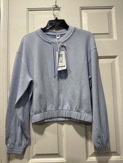 NWT Light Blue Textured Cropped Sweatshirt