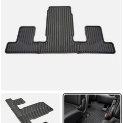 2023 Traverse Floor Mat