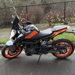 KTM Duke 200 NEW