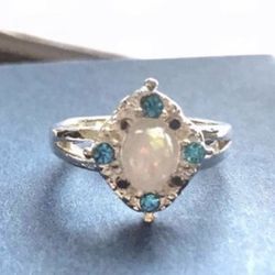 Ladies Silver And Opal Ring 