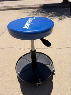 Duralast Adjustable Rolling Shop Stool