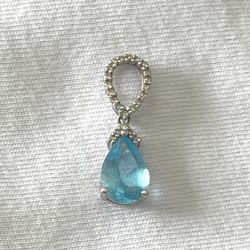 14k Aquamarine Stone Pendant
